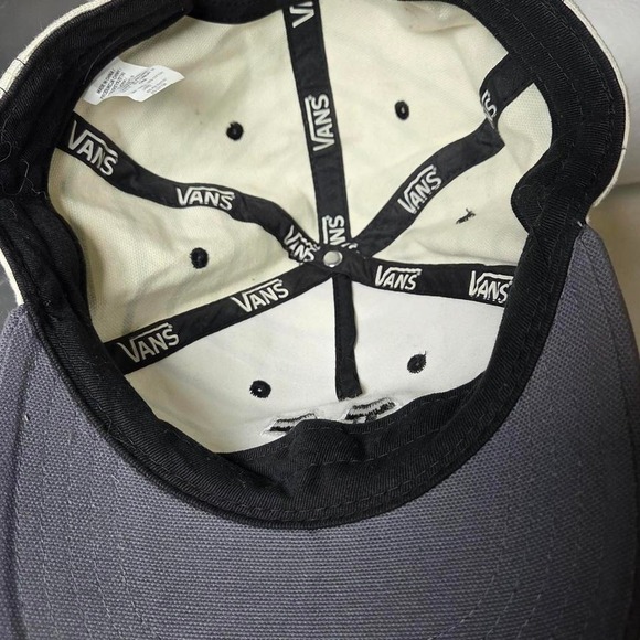 Vans Off The Wall Pinstripe Trucker Hat Black White Mesh leather strap Snapback - Picture 4 of 4